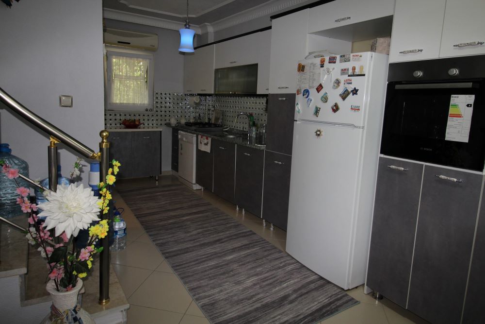 FULL EŞYALI SATILIK TRİPLEX DAİRE