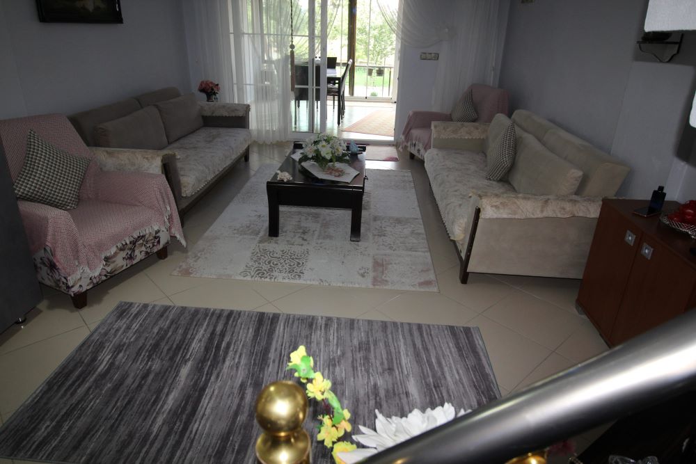 FULL EŞYALI SATILIK TRİPLEX DAİRE