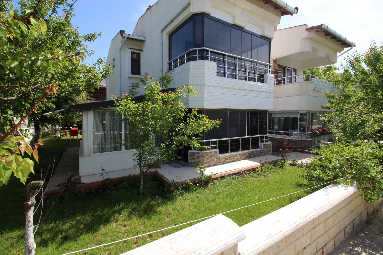 SAROS KÖRFEZİ ERİKLİDE SATILIK 2+1 HAVUZLU DAİRE