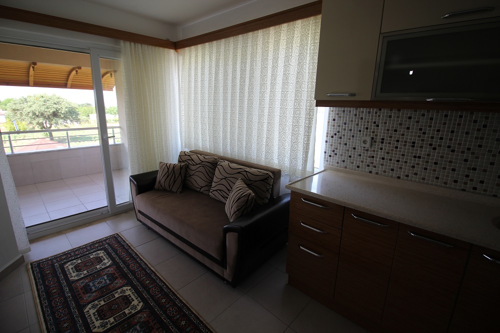 SAROS KÖRFEZİ MECİDİYE SAHİLİNDE 1+1 KİRALIK KLİMALI LÜX DAİRE