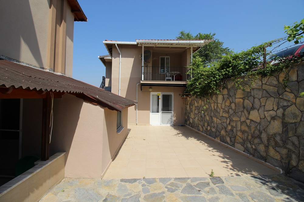 SAROS KÖRFEZİ MECİDİYE SAHİLİNDE KİRALIK KLİMALI DAİRE