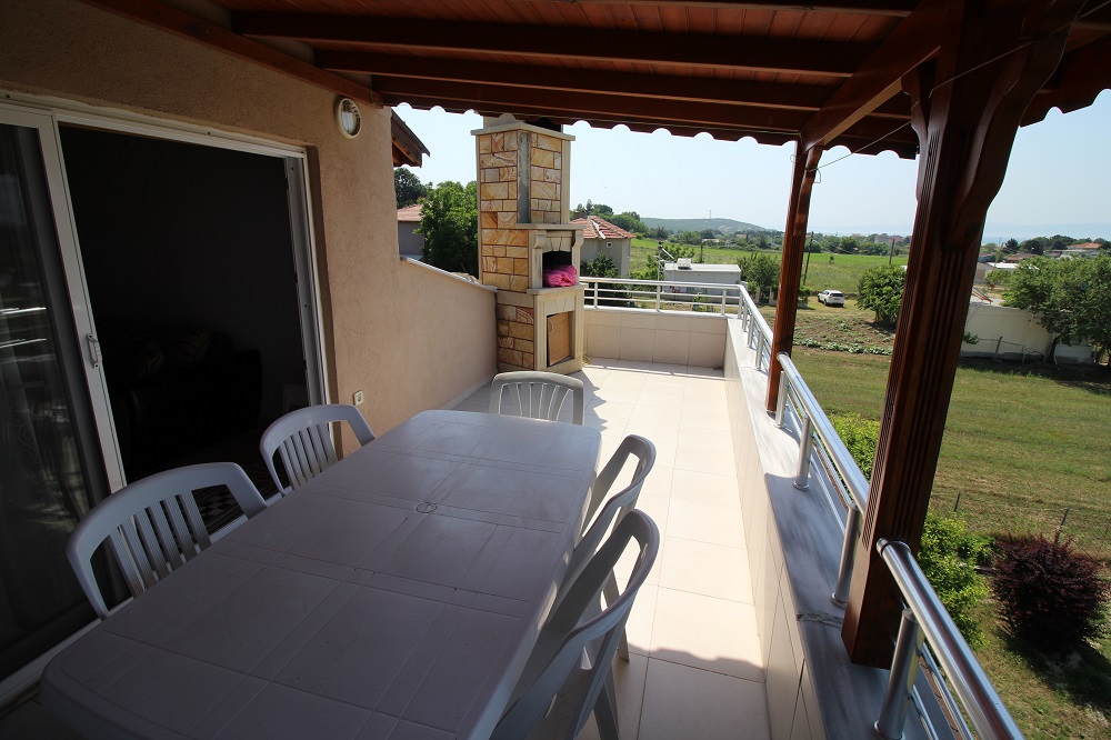 SAROS KÖRFEZİ MECİDİYE SAHİLİNDE KİRALIK 2+1 KLİMALI LÜX DAİRE