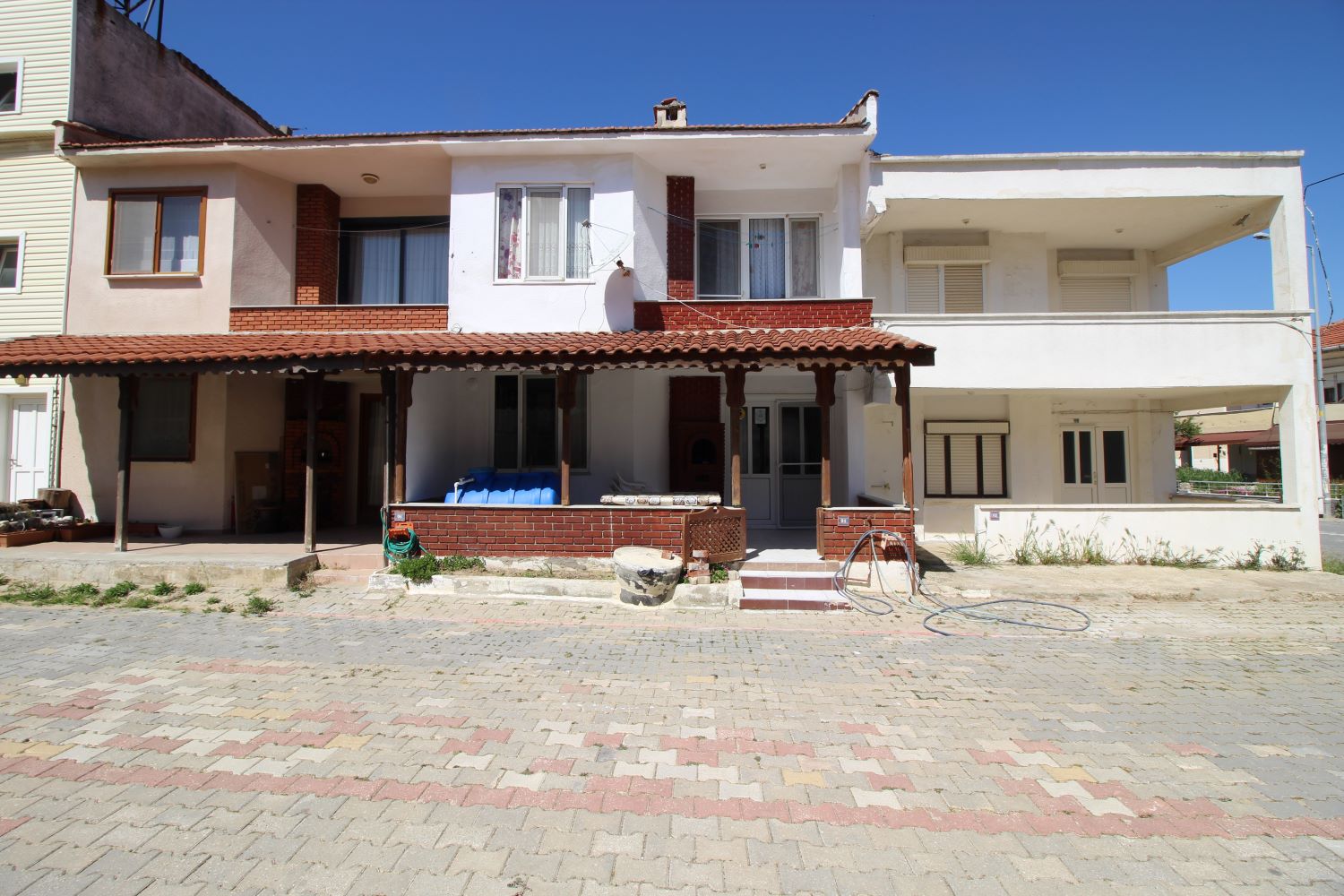 SAROS KÖRFEZİ ERİKLİDE SEZONLUK (105 GÜN) KİRALIK DUBLEX