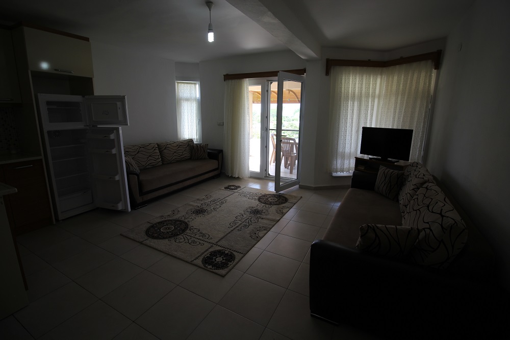 SAROS KÖRFEZİ MECİDİYE SAHİLİNDE1+1 KİRALIK KLİMALI DAİRE