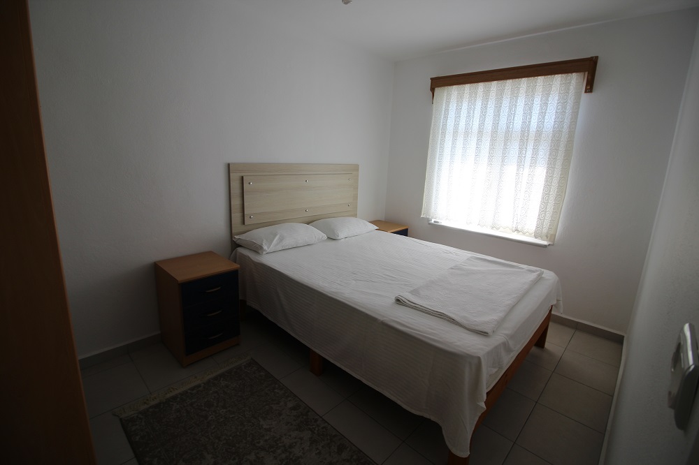 SAROS KÖRFEZİ MECİDİYE SAHİLİNDE1+1 KİRALIK KLİMALI DAİRE