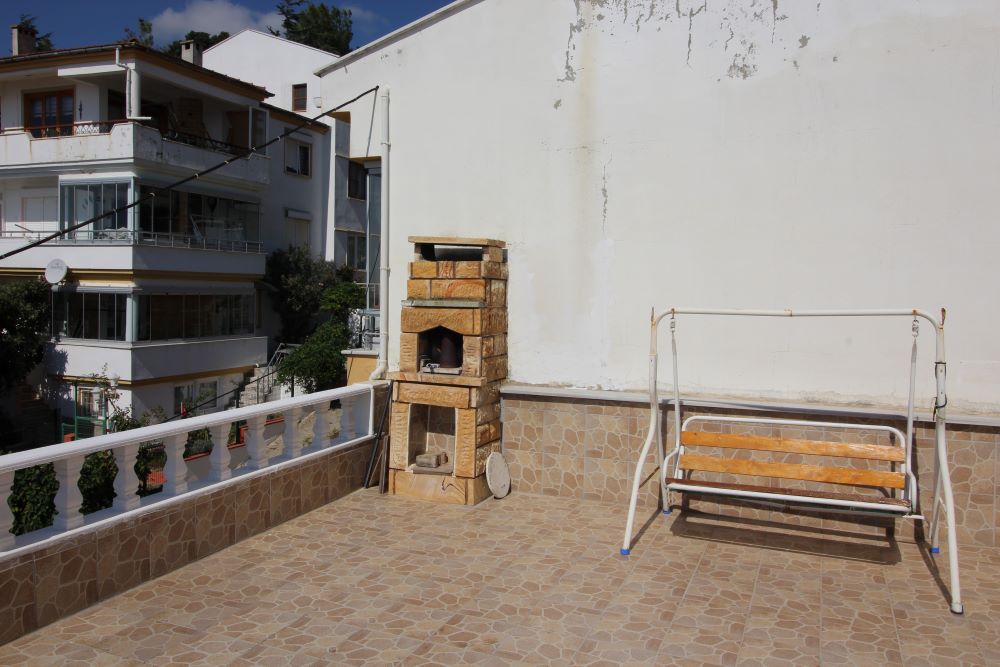 SAROS KÖRFEZİ ERİKLİDE 3+1 EŞYALI DAİRE