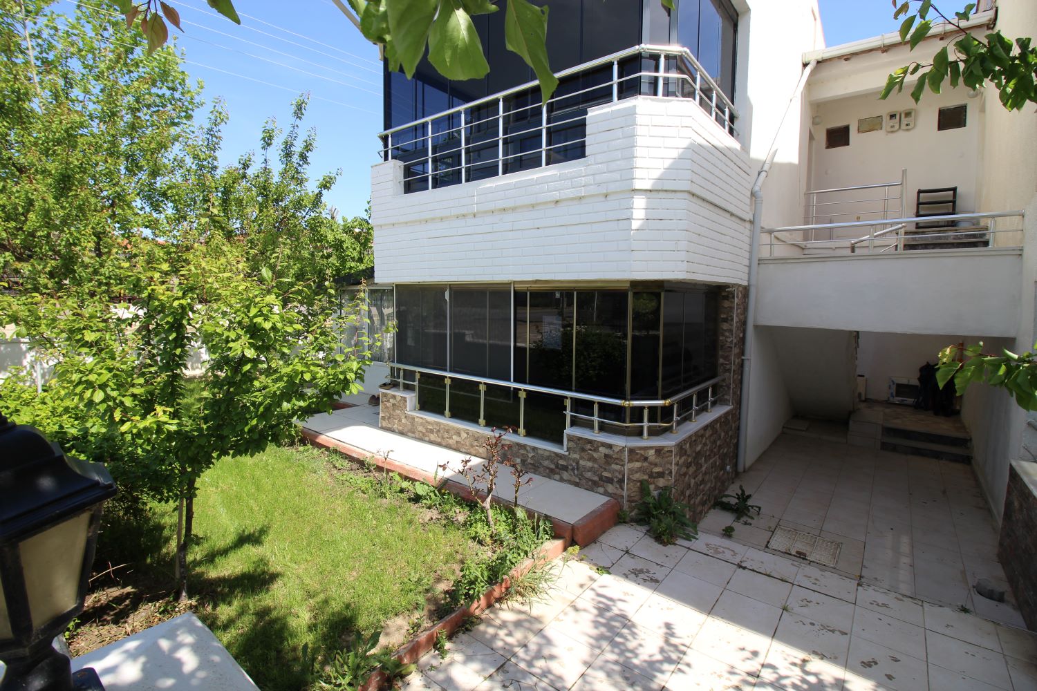 SAROS KÖRFEZİ ERİKLİDE SATILIK 2+1 HAVUZLU DAİRE