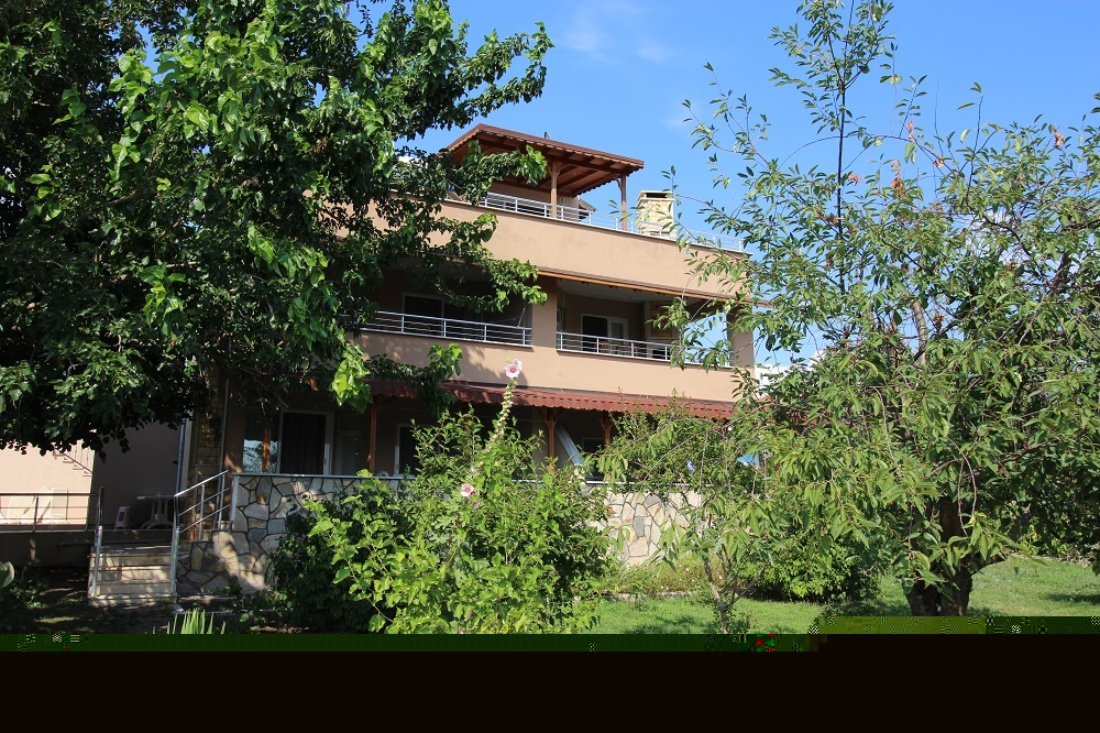 SAROS KÖRFEZİ MECİDİYE SAHİLİNDE1+1 KİRALIK KLİMALI DAİRE